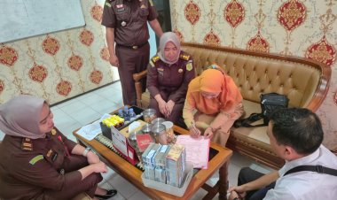 Terdakwa Korupsi PKBM Kota Pasuruan Kembalikan Rp277 Juta, Sidang Tetap Berjalan